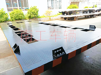 13点5吨箱变拖车底盘 全挂式leyu乐鱼官方网站_乐鱼(中国)3I.jpg