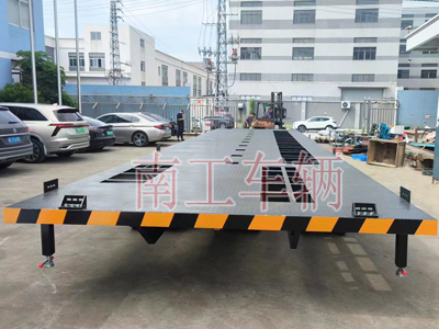 22吨重型方舱牵引leyu乐鱼官方网站_乐鱼(中国)4I.jpg
