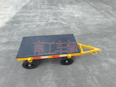 2吨小型leyu乐鱼官方网站_乐鱼(中国)带胶垫1I.jpg
