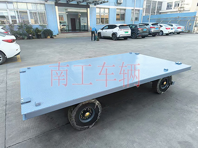 3吨小型牵引leyu乐鱼官方网站_乐鱼(中国) 全挂车2I.jpg