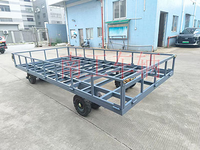 4吨骨架式leyu乐鱼官方网站_乐鱼(中国) 带下翻护栏工具拖车2I.jpg
