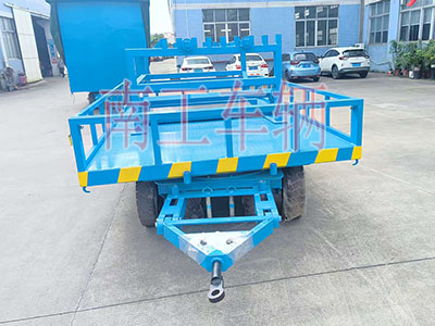 15吨牵引leyu乐鱼官方网站_乐鱼(中国)护栏型工具拖车5I.jpg