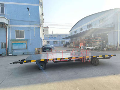 8吨牵引leyu乐鱼官方网站_乐鱼(中国) 工业用工具拖车无动力4I.jpg