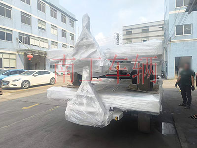 35吨双牵引重型leyu乐鱼官方网站_乐鱼(中国) 白色1I.jpg